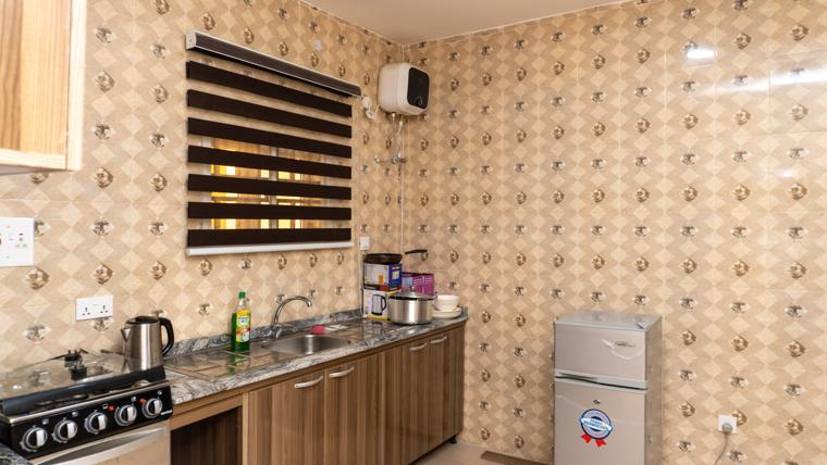 Kitchens & dining