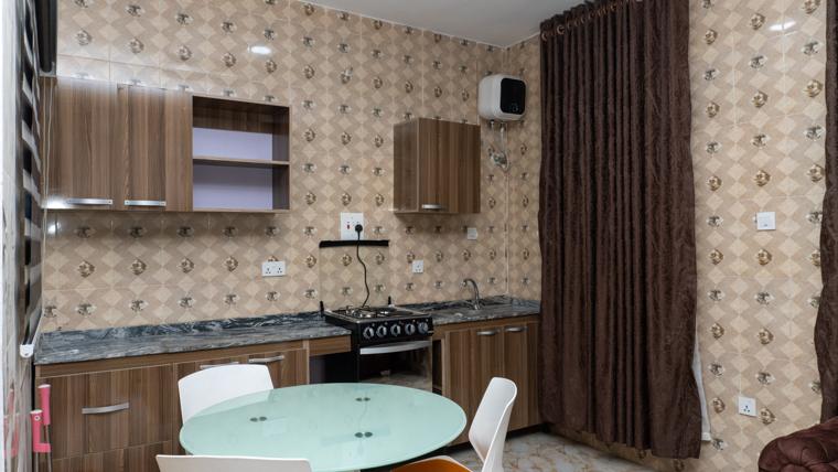 Kitchens & dining